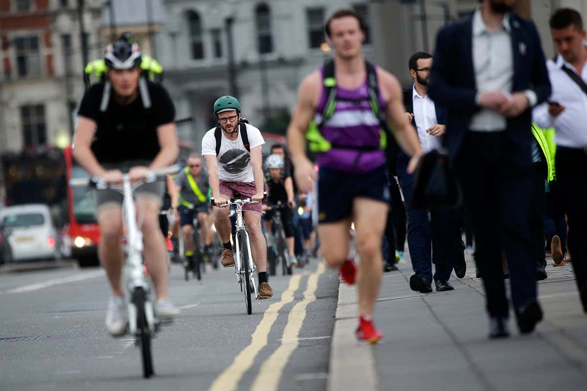 Running and cycling commuters