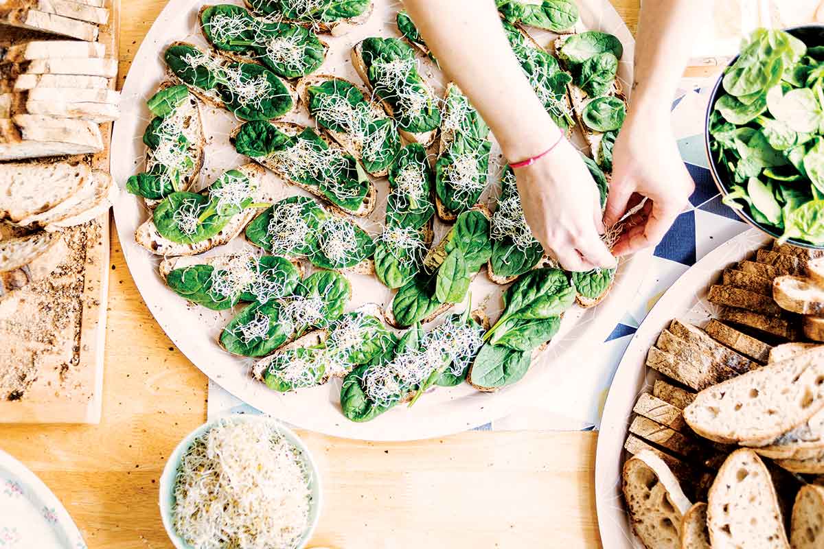 Health gurus, show us the evidence for your diet advice