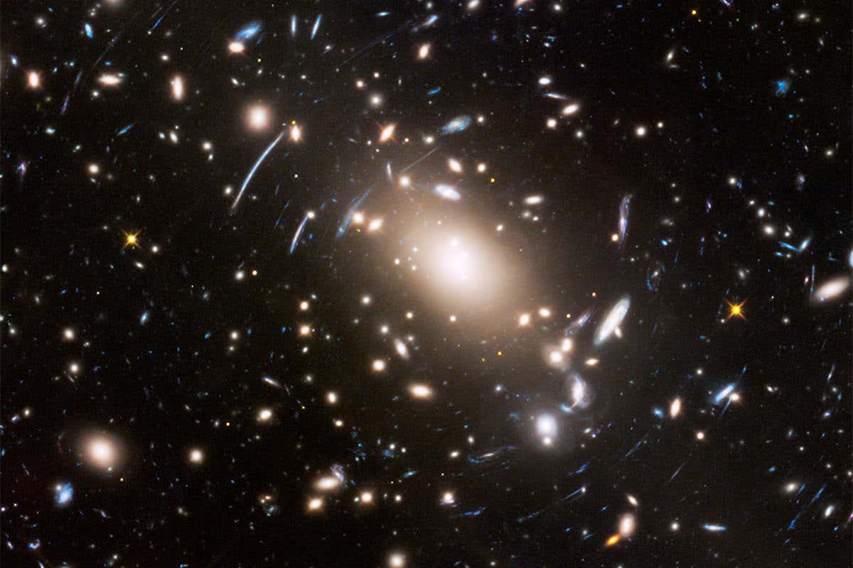Distant galaxies imaged by Hubble