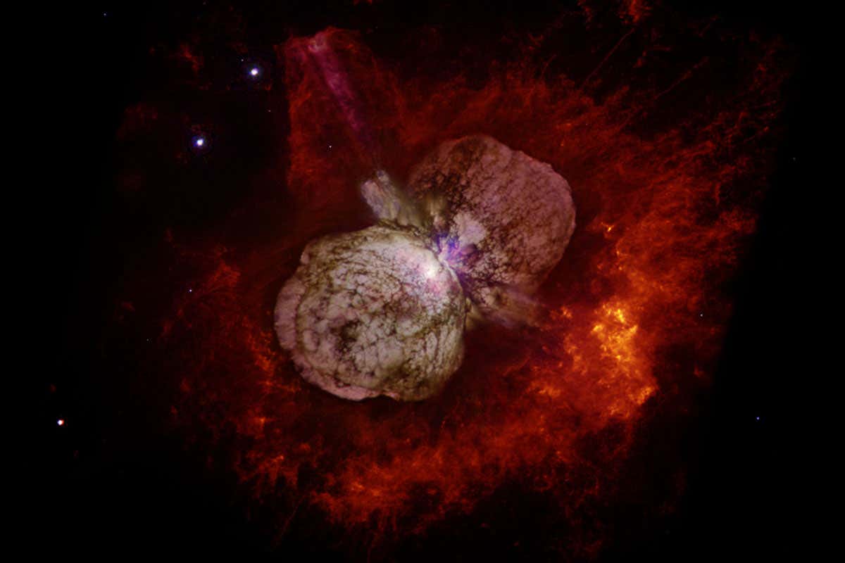 CSI Eta Carinae: Clouds suggest odd star's history of violence