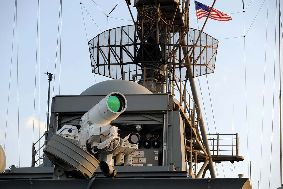 Laser on warship USS Ponce
