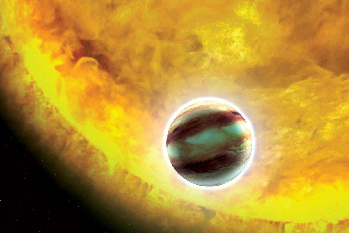 Gas giant exoplanet in front of star