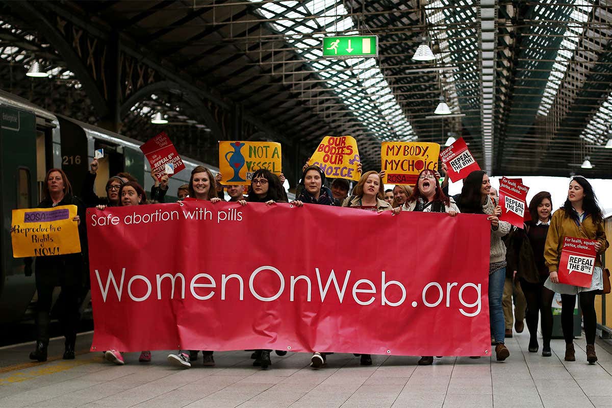 Picure of Women on Web