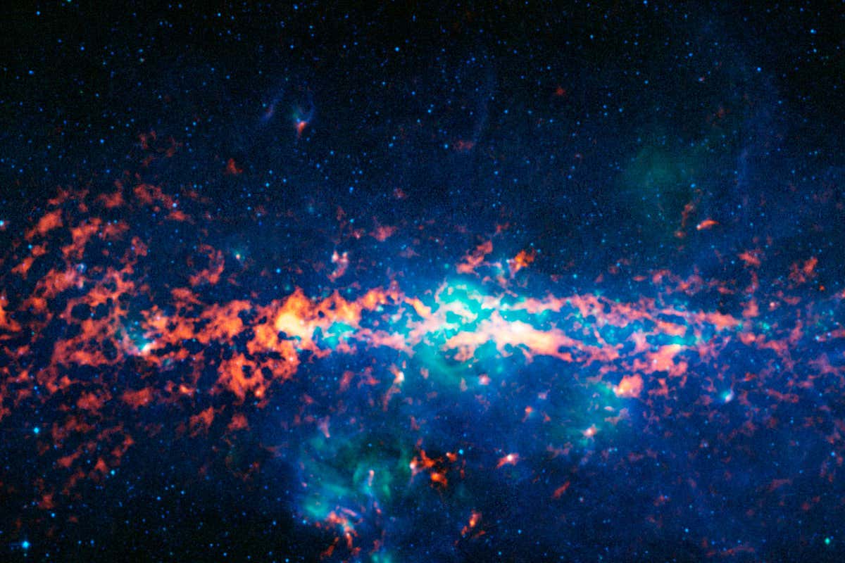 The Galactic Centre and Sagittarius B2 as seen by the ATLASGAL survey
