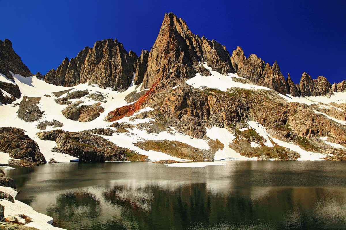 Snow will melt more slowly in a warmer world – here’s why