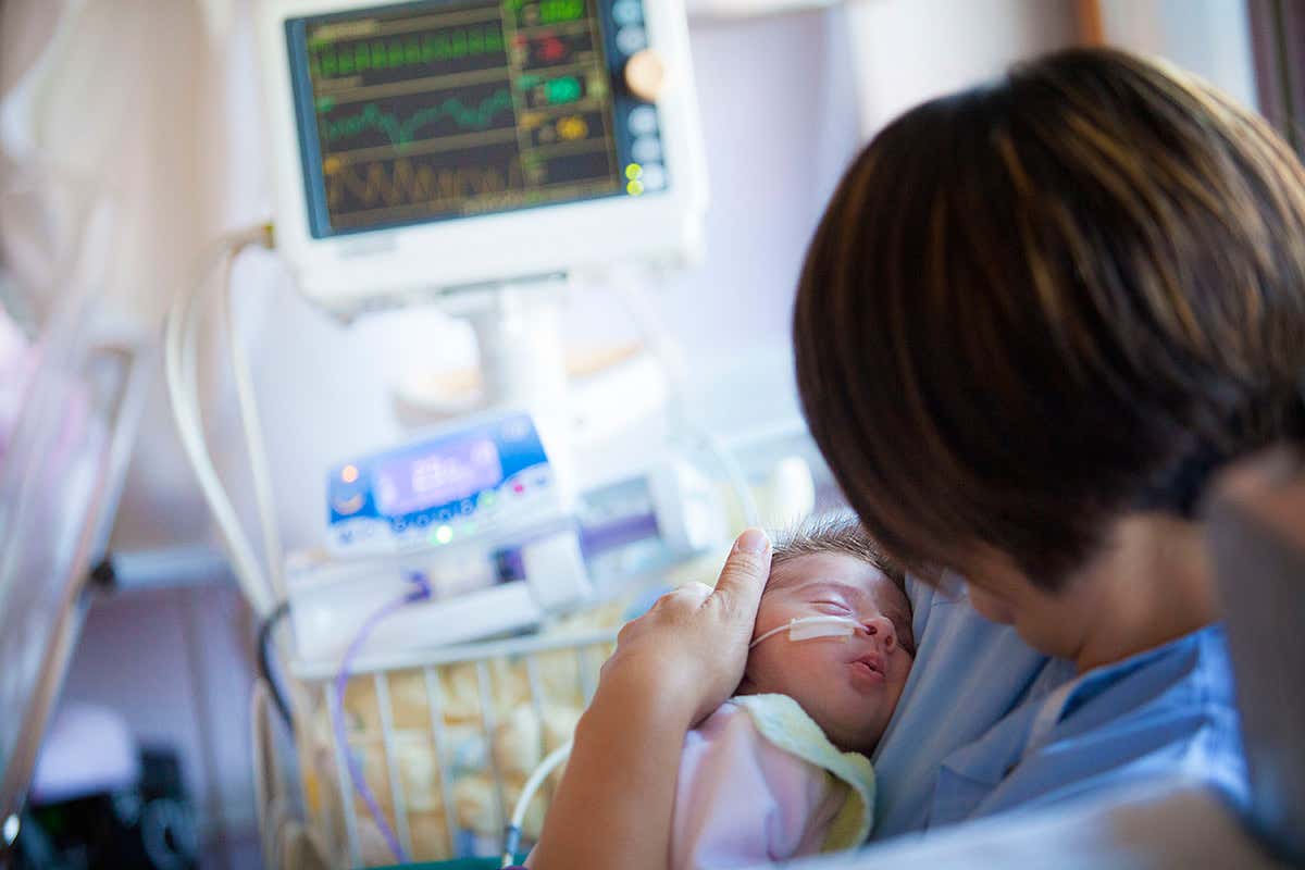 Babies born prematurely react different to touch