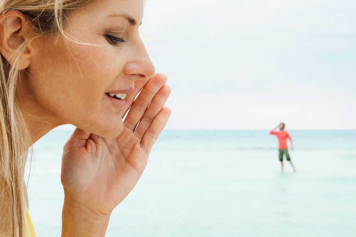 Ultrasonic speaker lets you whisper to people 30 metres away