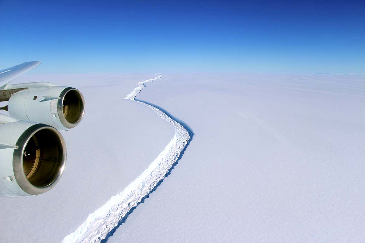 Ice crack in Larsen C