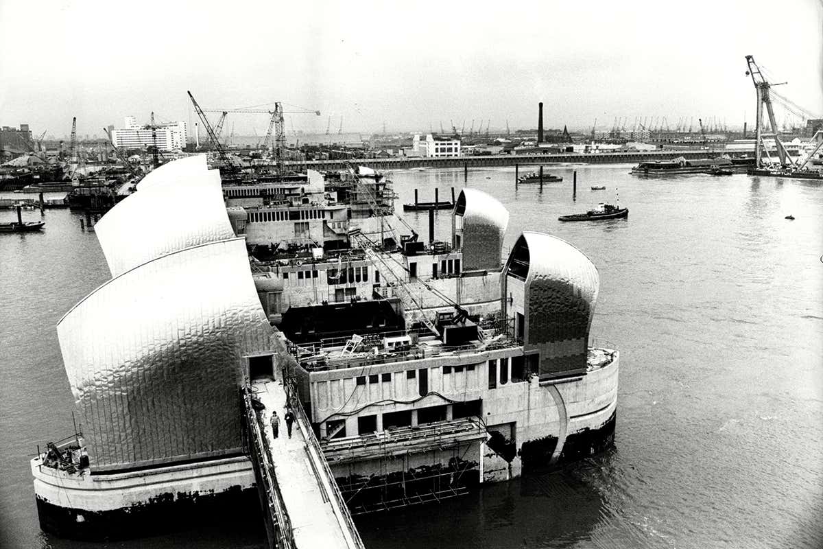 Thames barrier