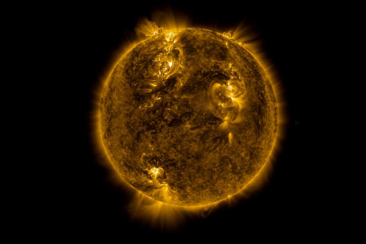 Sun’s gravity could power interstellar video streaming