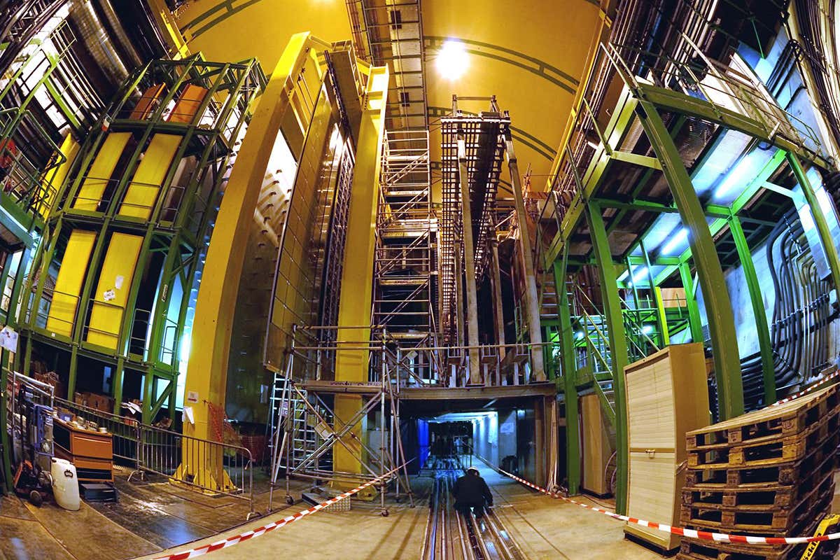 The LHCb experiment at CERN
