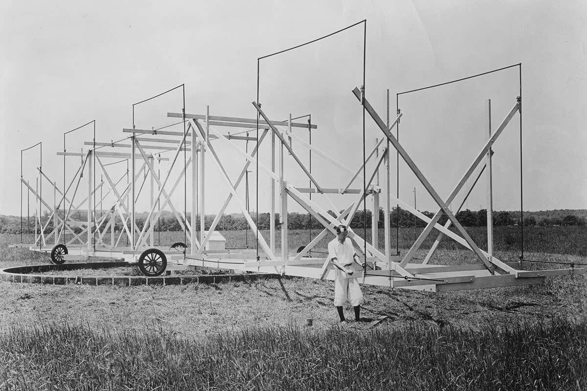 Jansky and his directional radio aerial system