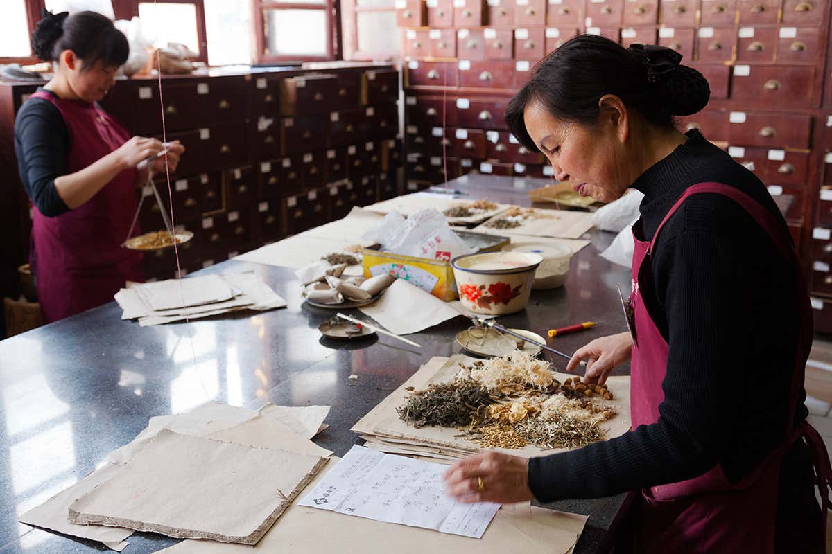 Preparing traditional herbal medicines