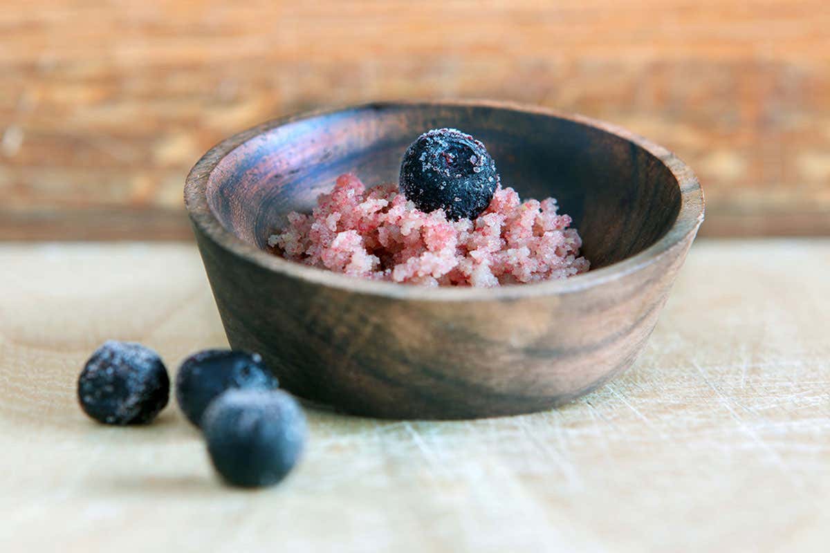 Kitchen counter bio-lab lets you make edible gloop from cells