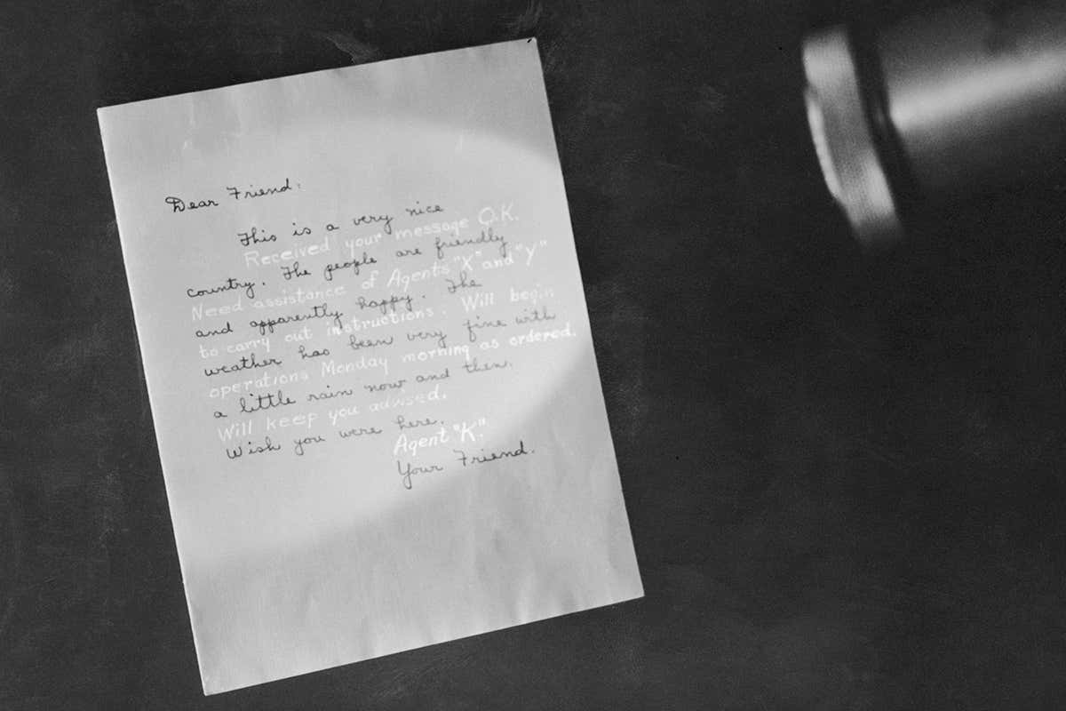 Secure your secret messages with printable invisible ink