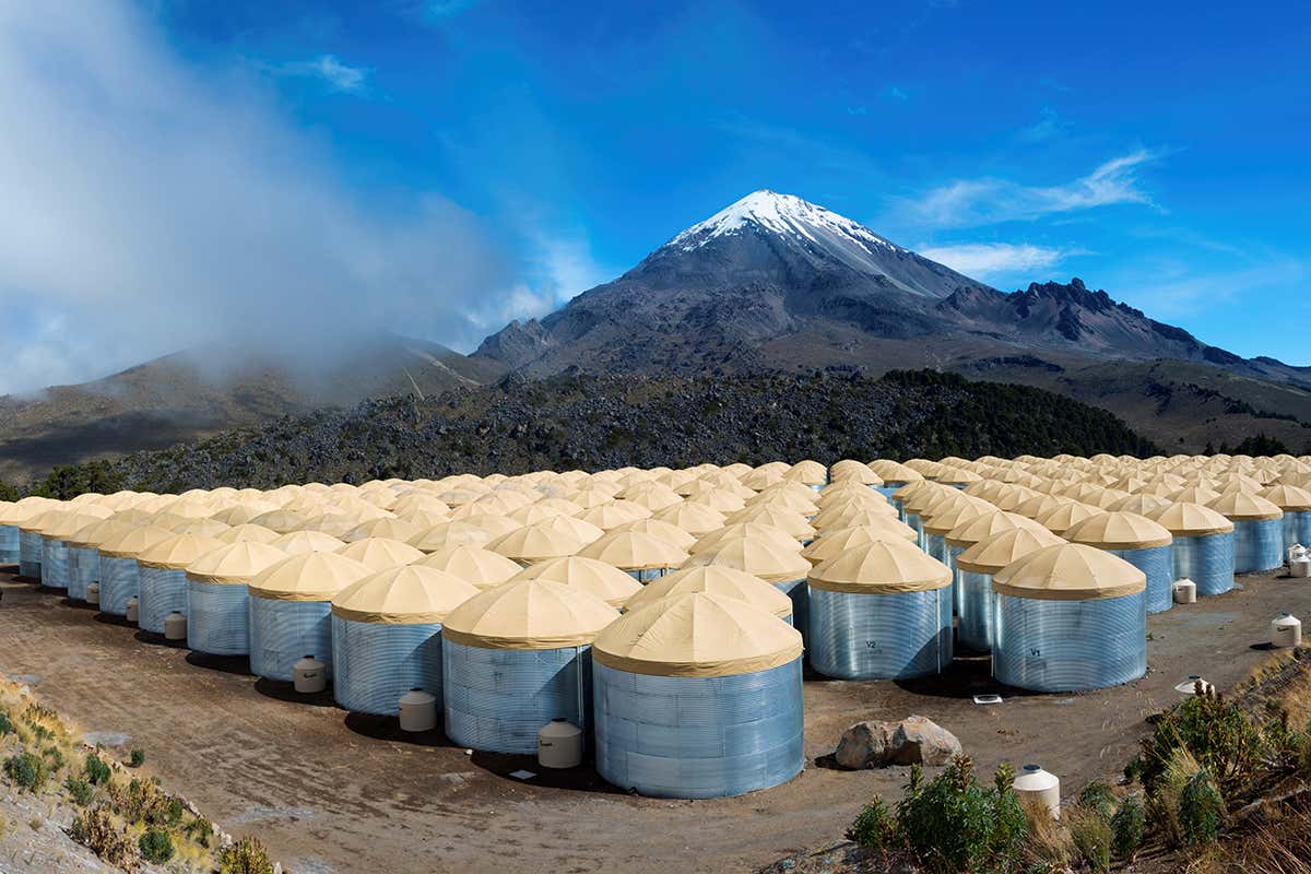 The High-Altitude Water Cherenkov Gamma-ray Observatory in Mexico