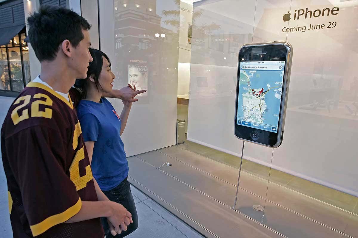 Giant iPhone in shop display