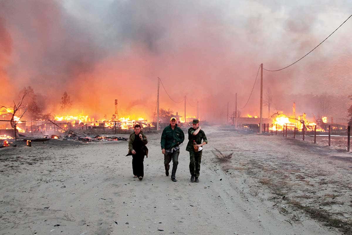 Forest fires engulfed homes when a heatwave hit Russia in 2010