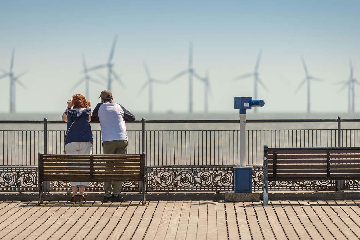 Weird 'wind drought' means Britain's turbines are at a standstill