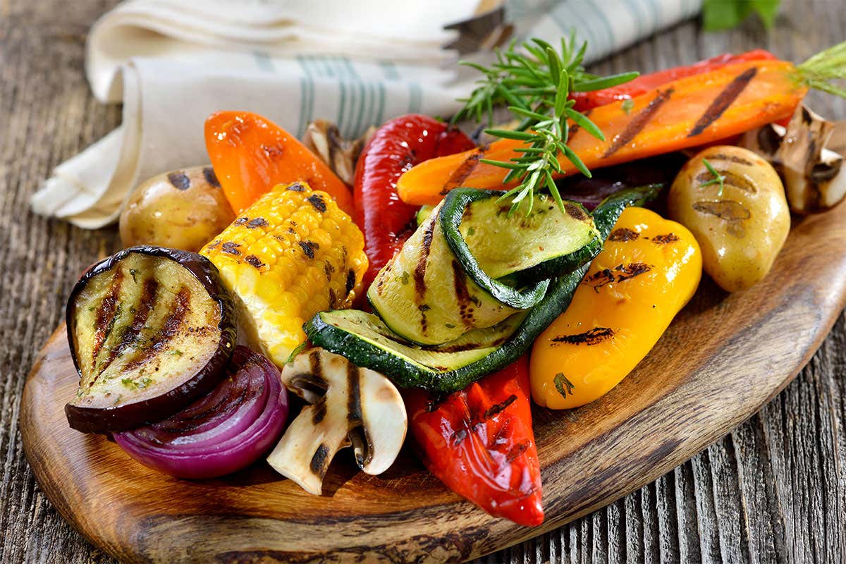 A plate of grilled vegetables