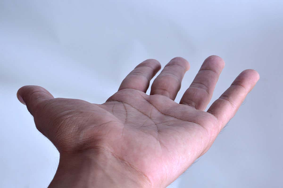 A picture of a hand