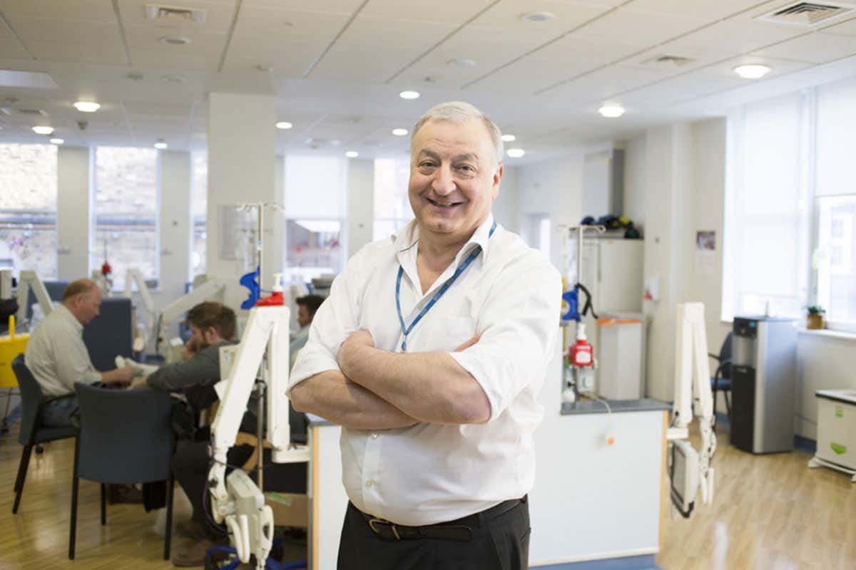 What are the risks of dying from having the yellow fever vaccine?