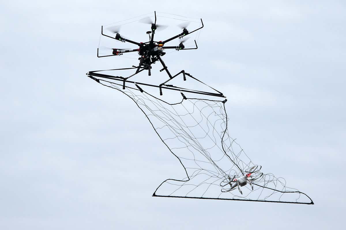 drone with net