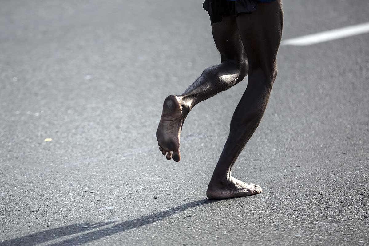 barefoot runner