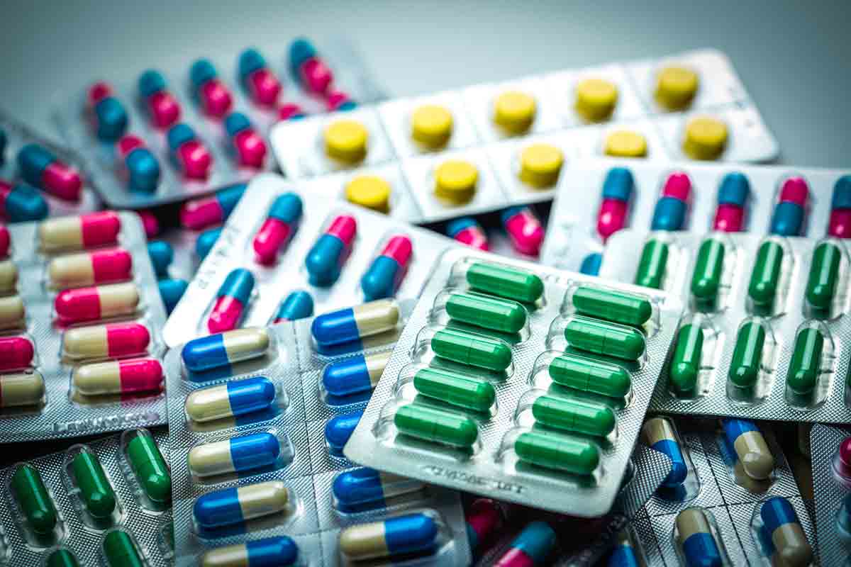 How do antibiotics work?