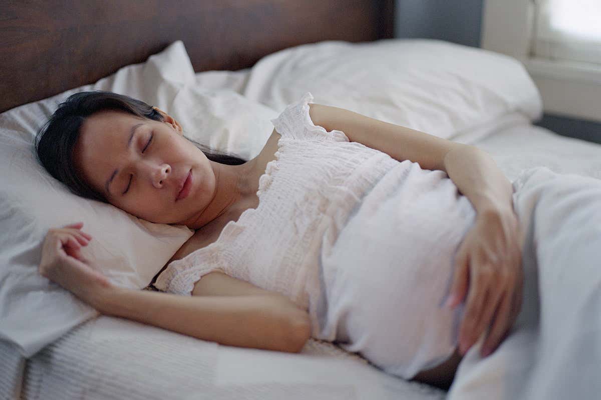 Women who are pregnant tend to get less sleep