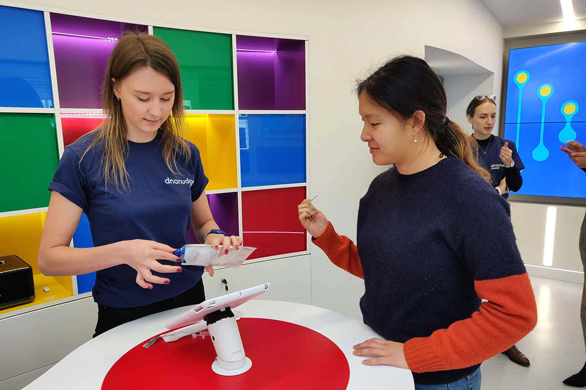 Donna Lu tests DNA Nudge's technology