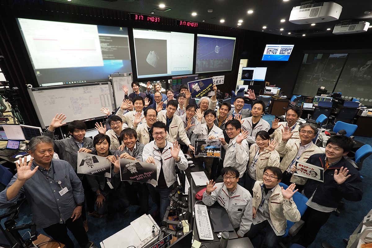 Hayabusa 2 mission team