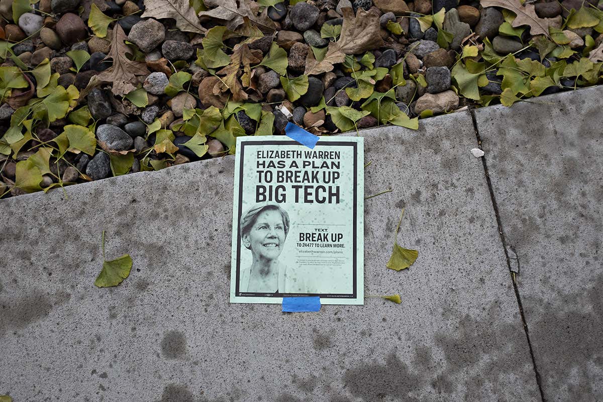 A campaign sign for Senator Elizabeth Warren