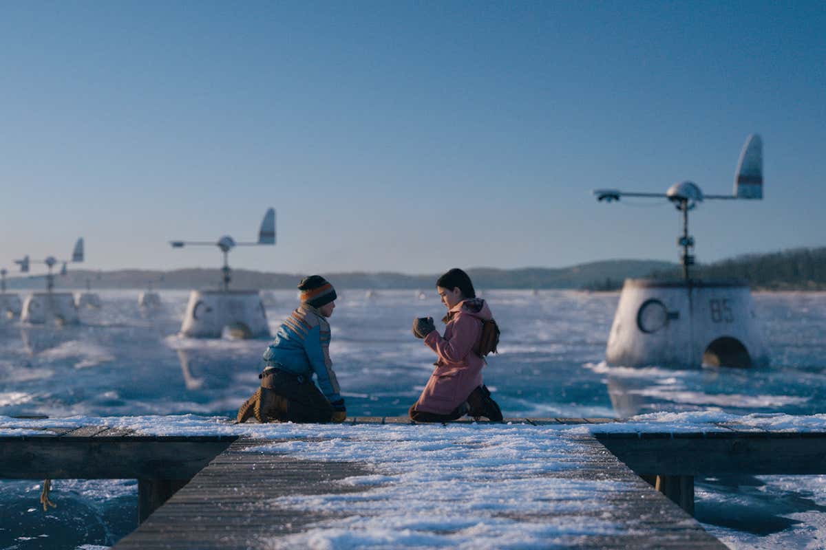 Two characters in Tales from the Loop