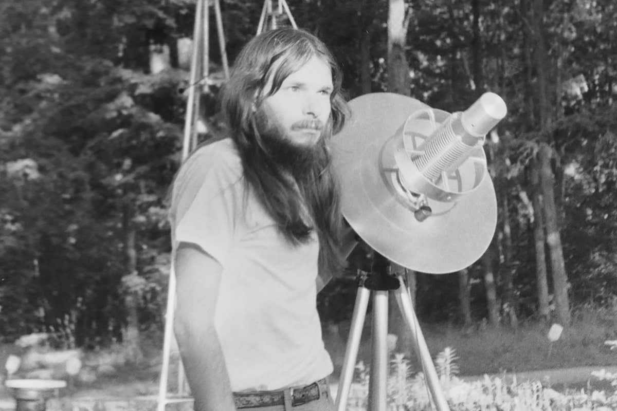 Netflix's John Was Trying to Contact Aliens is amazing and moving