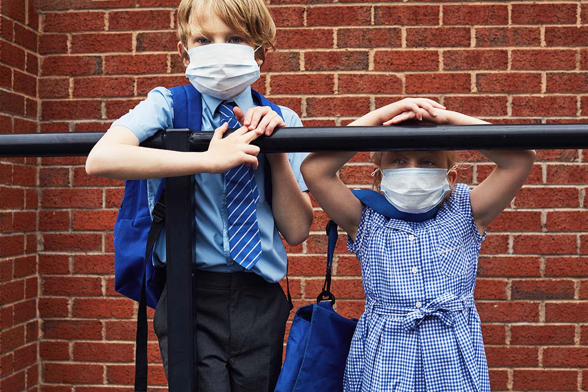 Coronavirus: Should children returning to school wear face coverings?