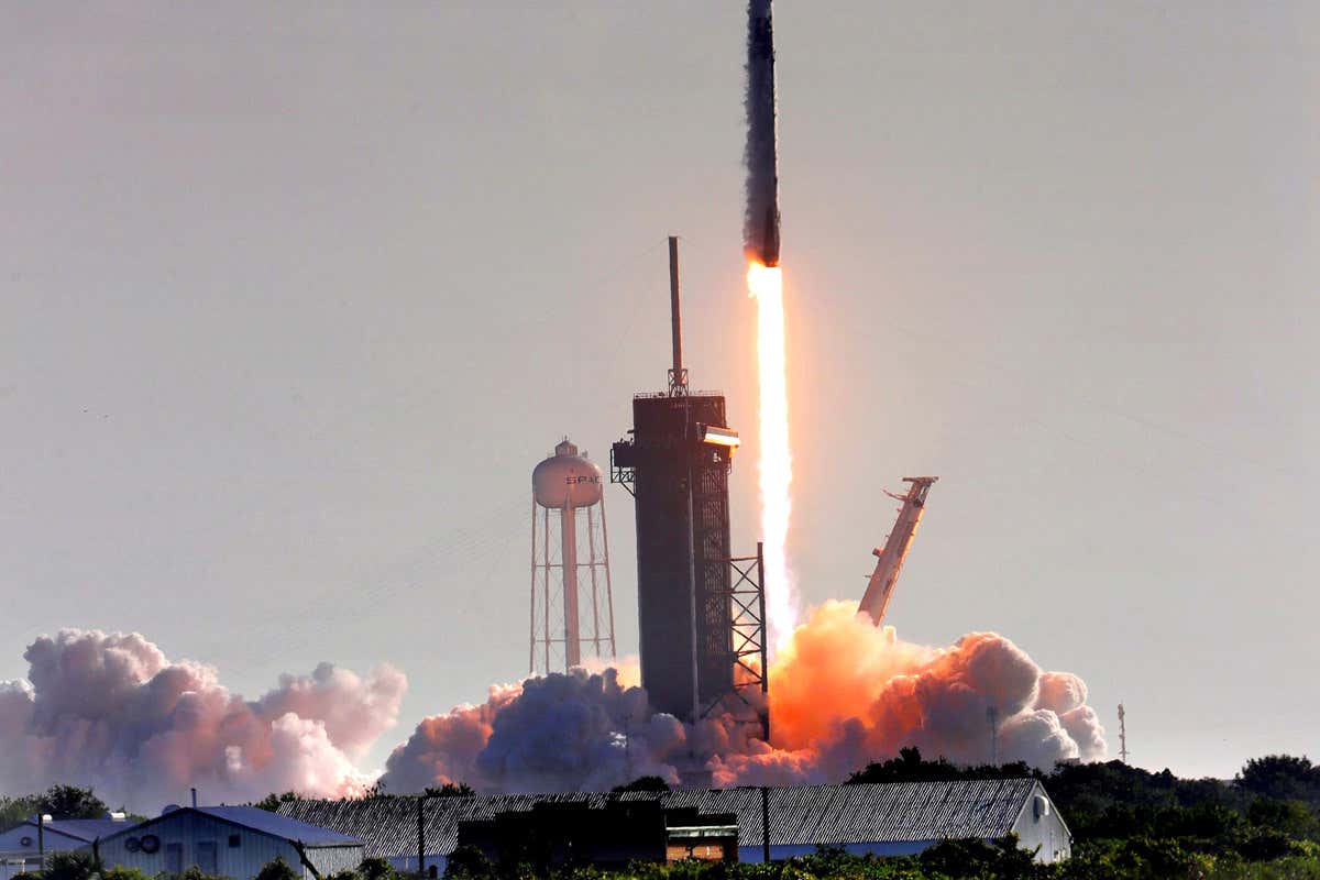 SpaceX says tests show Starlink satellites deliver high-speed internet