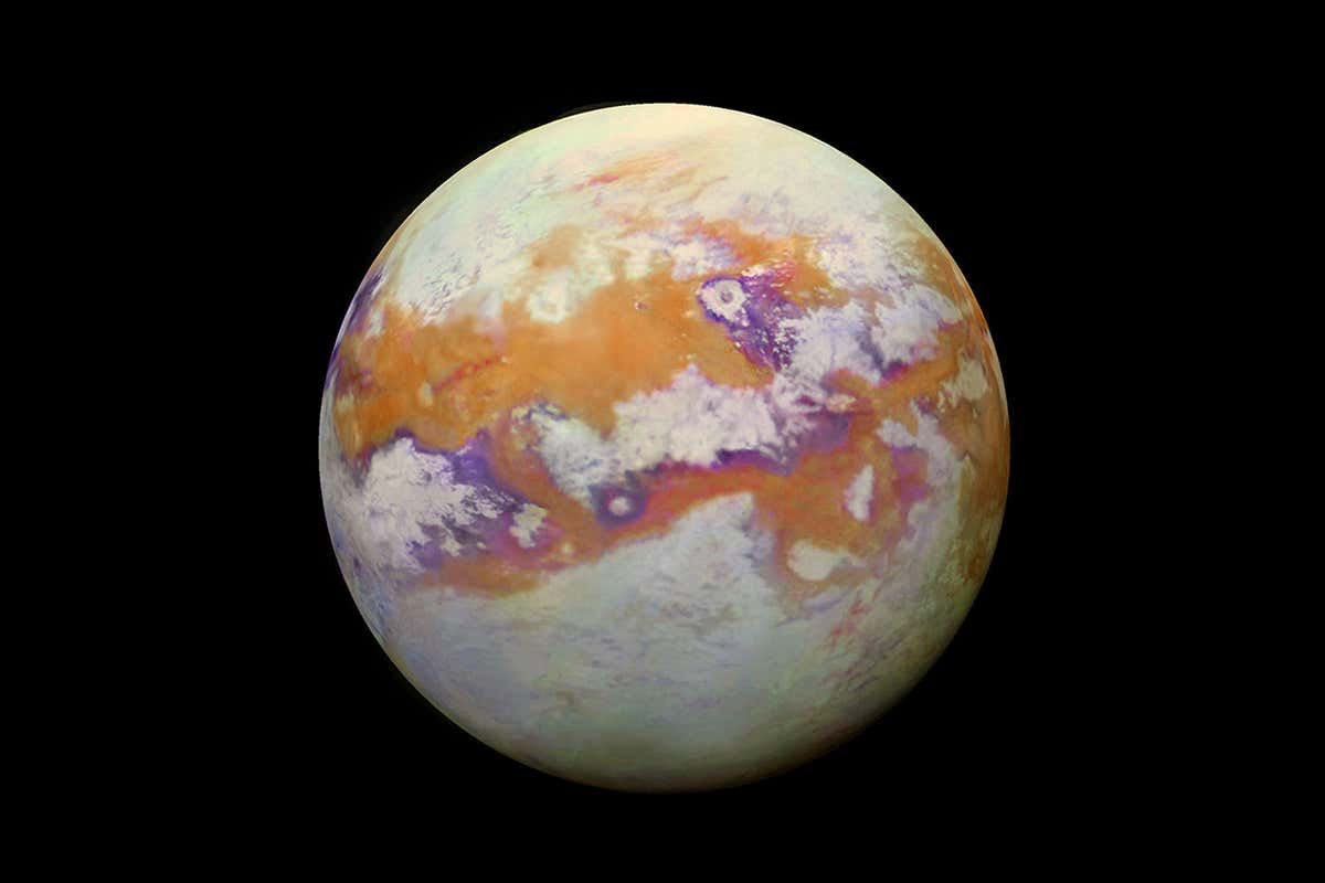 Weird ring-shaped molecule on Titan could be a building block to life