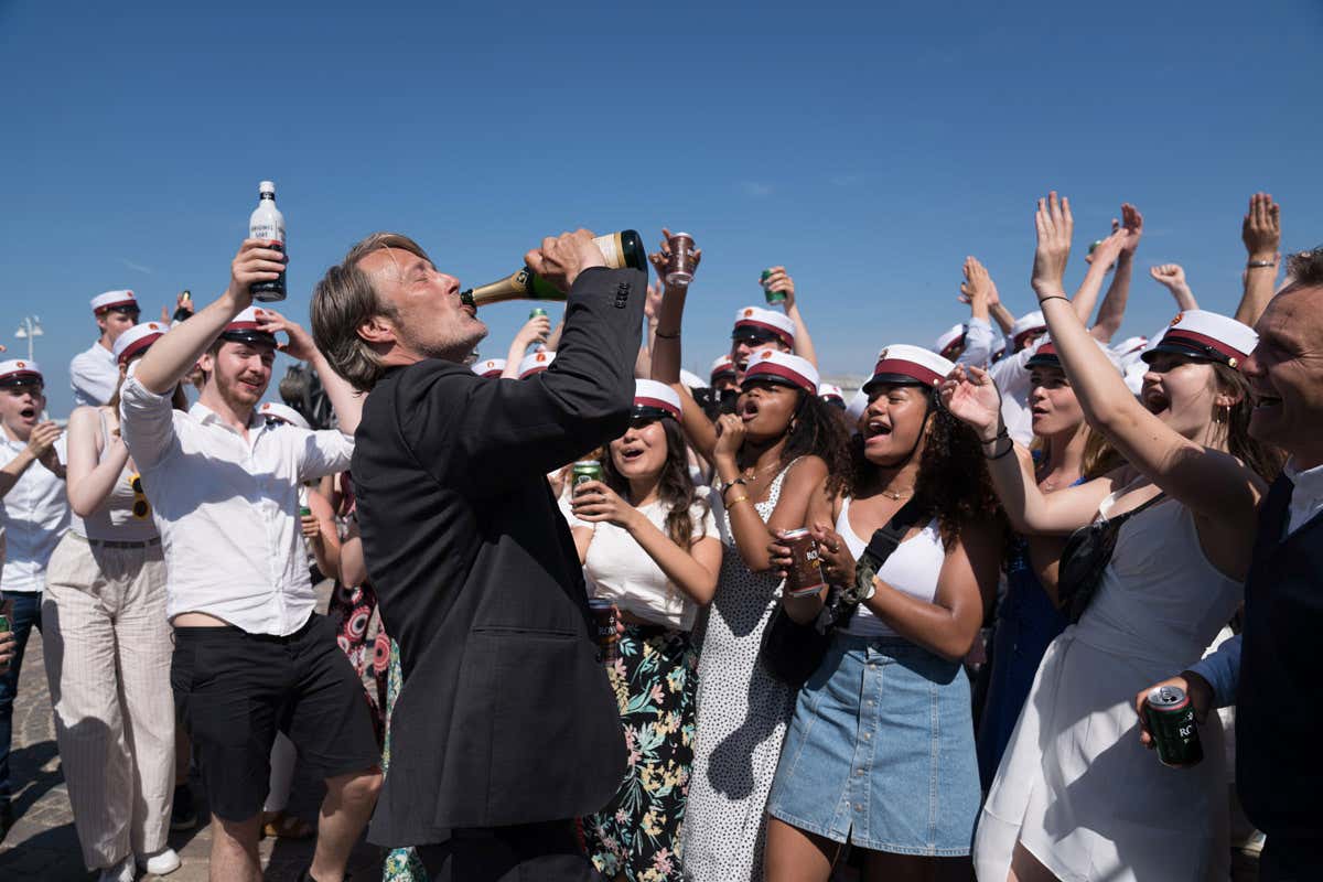 Another Round review: Would we benefit from always being a bit drunk?