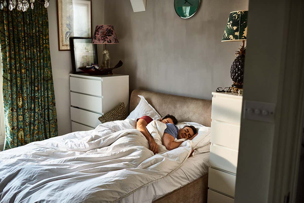 People are spending an extra hour in bed since pandemic started