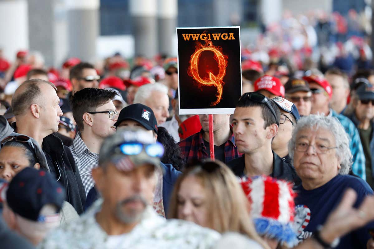 How social media can nudge people into becoming conspiracy theorists