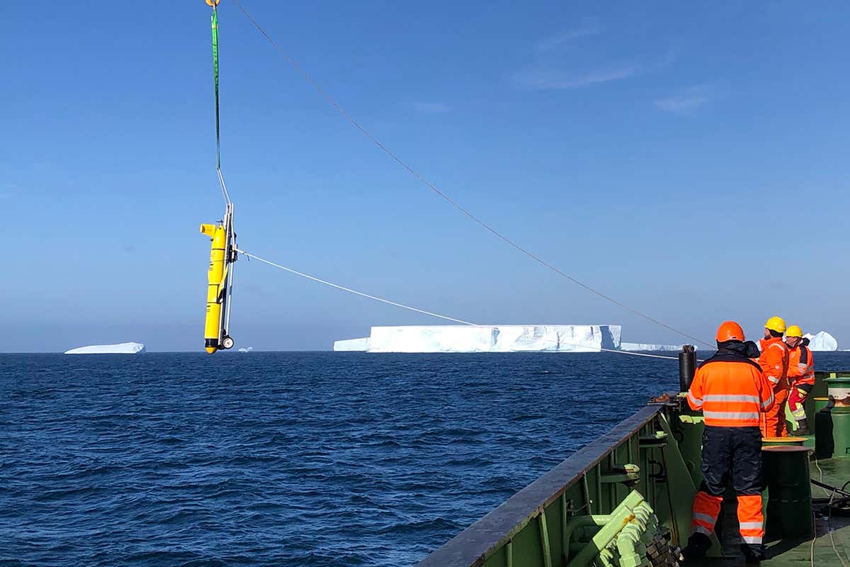 A robotic glider will be deployed to inspect iceberg A-68
