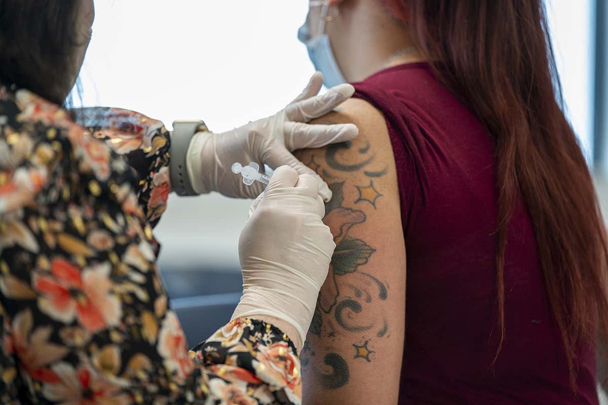A citizen in the US receives their coronavirus vaccination
