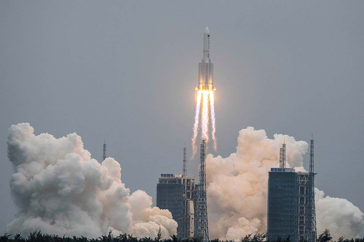 Chinese rocket is hurtling back to Earth after space station launch