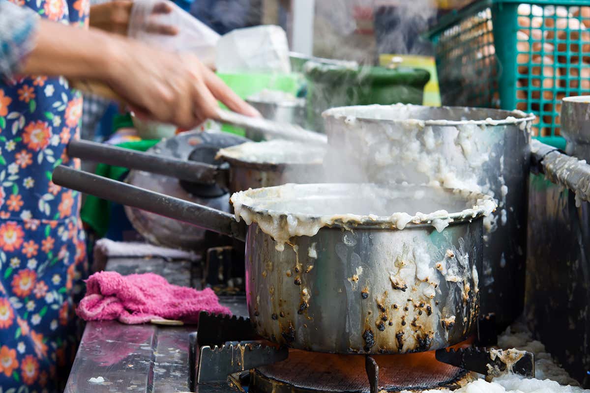 How does porridge manage to stick to non-stick pans?