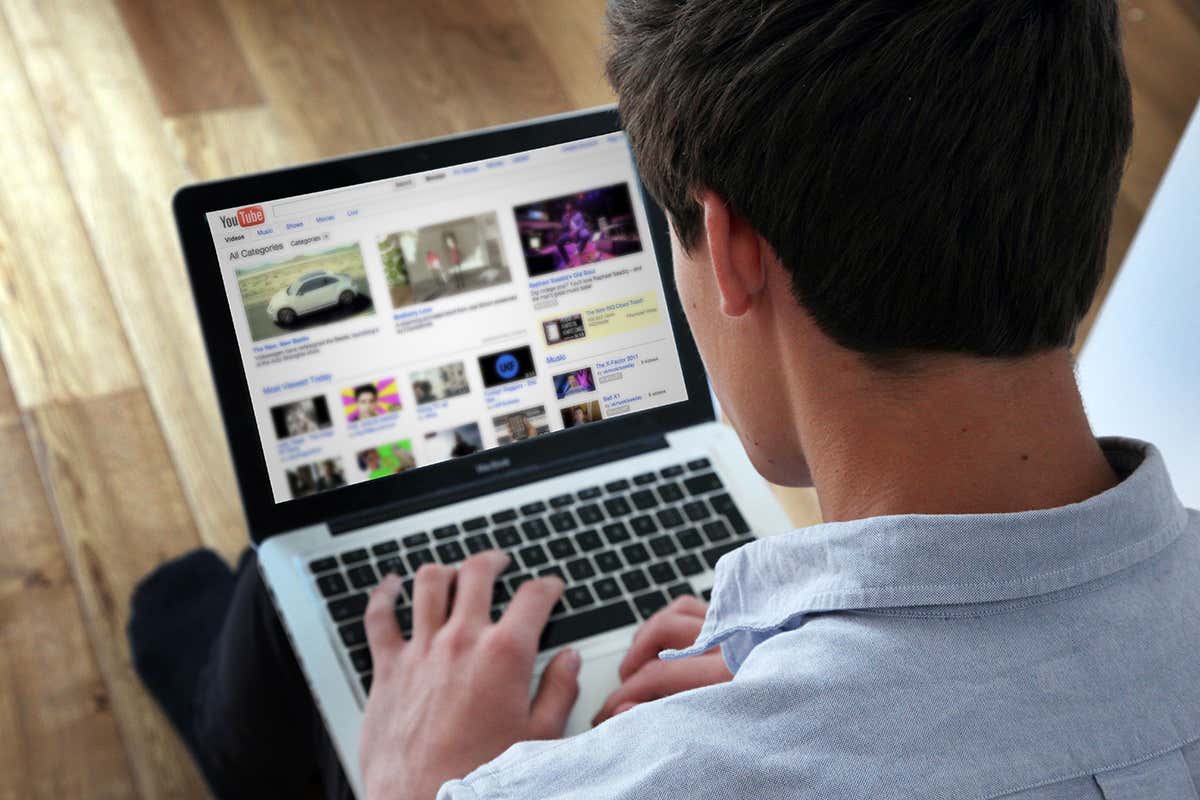 Banning extreme views on YouTube really does help stop their spread