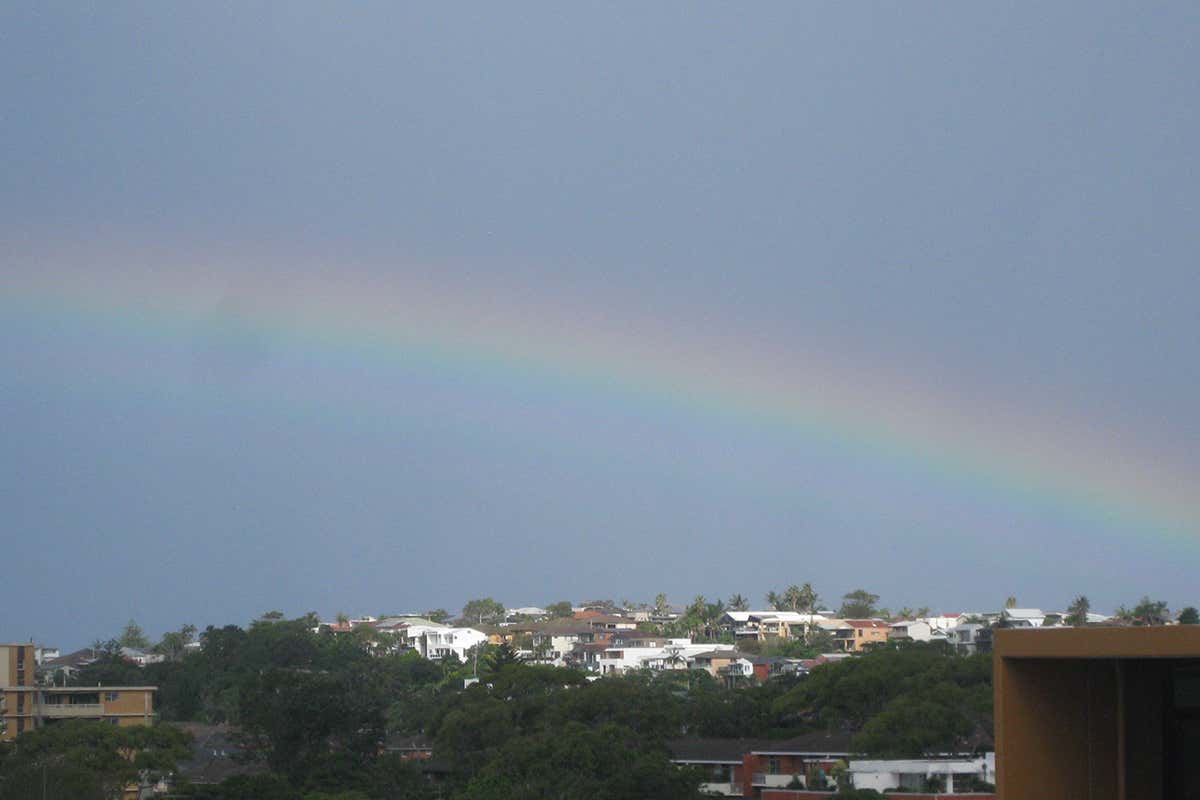 Why is this strange rainbow at the wrong height?