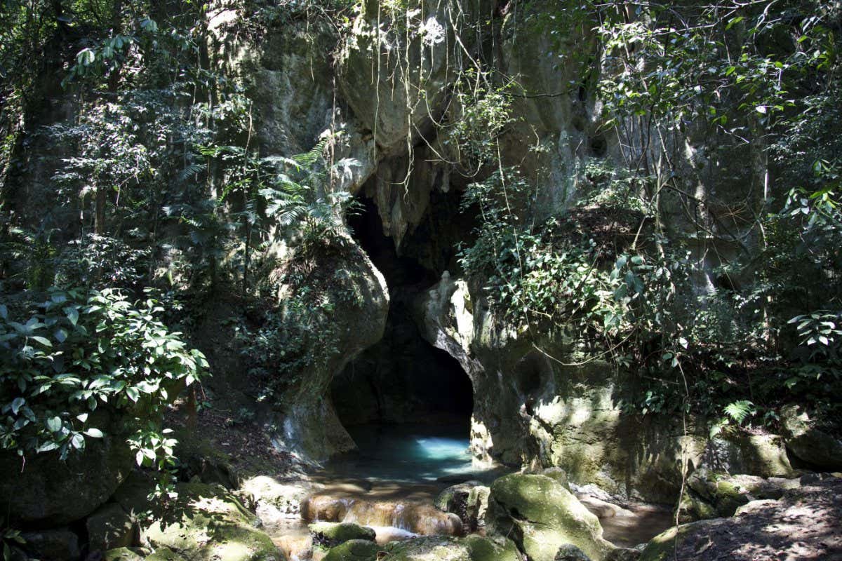 JAH4AN Belize,Actun Tunichil Muknal,pit,Maya,Xibalba,input,