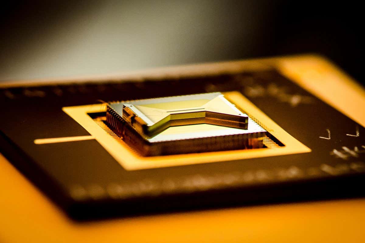 Quantum chip