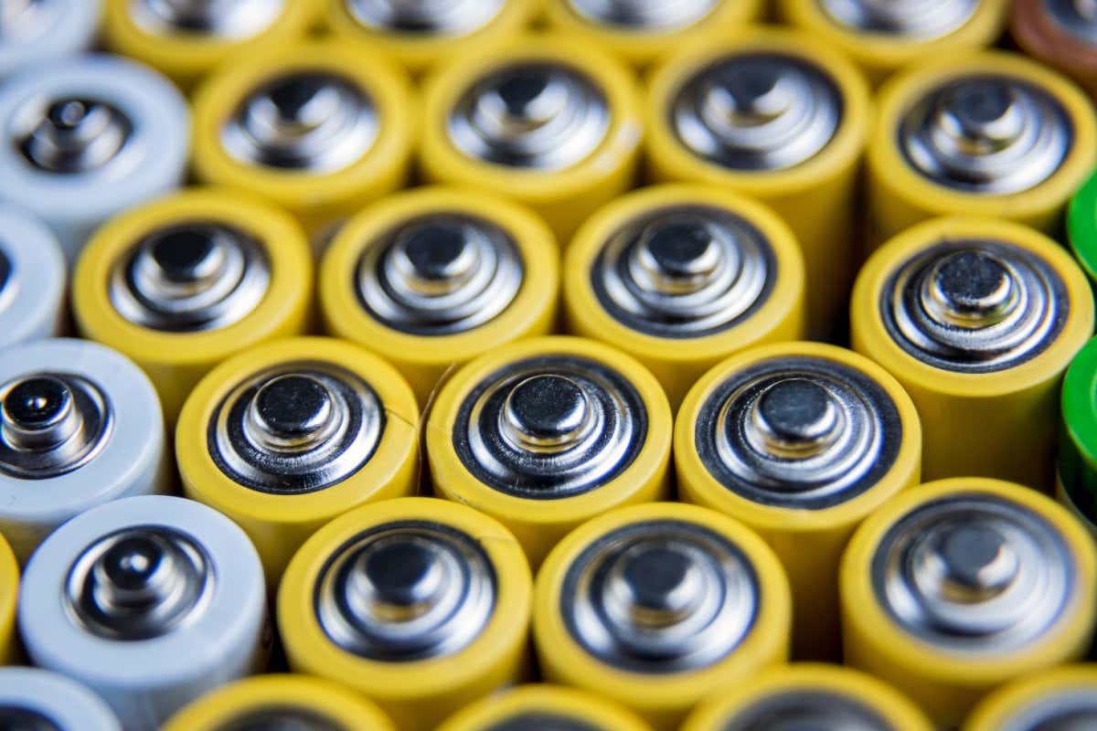 Are there any lithium battery alternatives?